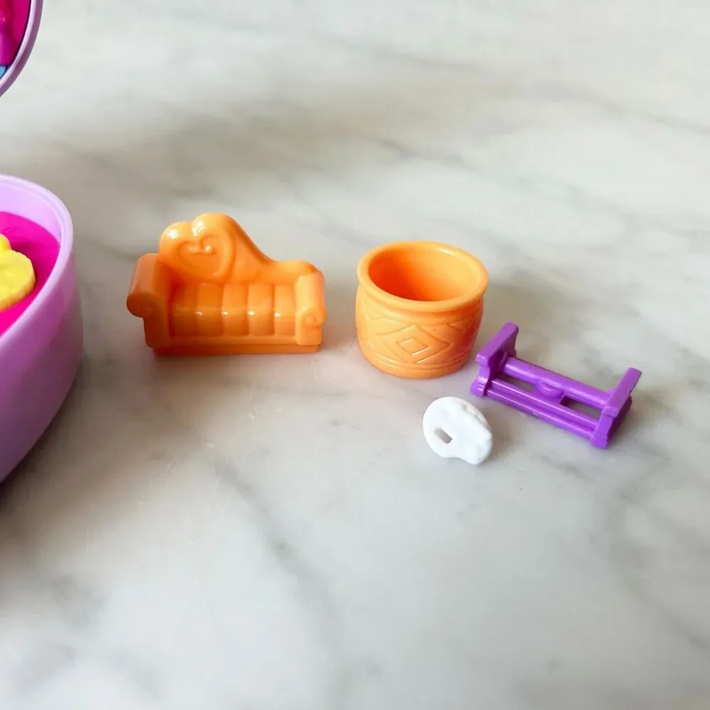 Polly Pocket Art Studio Compact Purple Heart Shape - 2021 Mattel